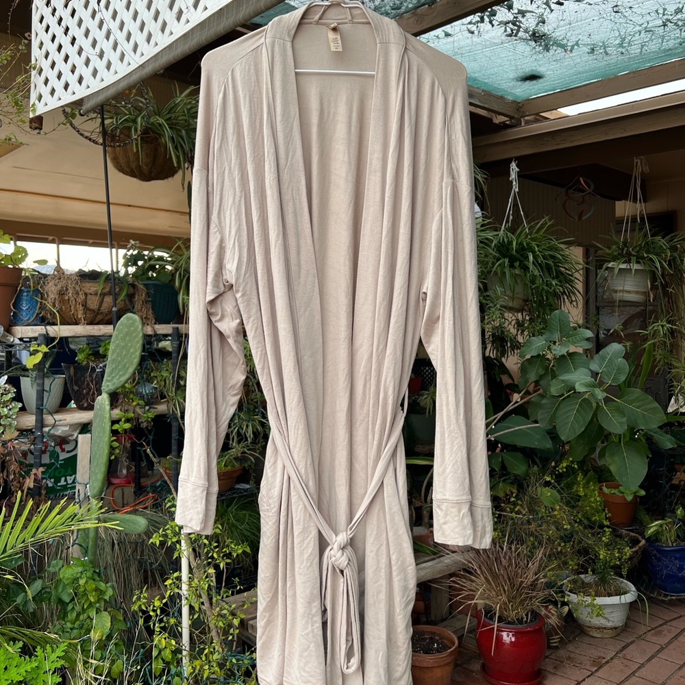 Skims sleep robe